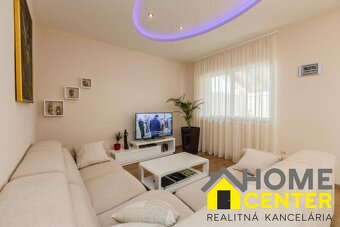 Nádherný dom /420 m²/ s bazénom a výhľadom na more, Dalmátsk - 3