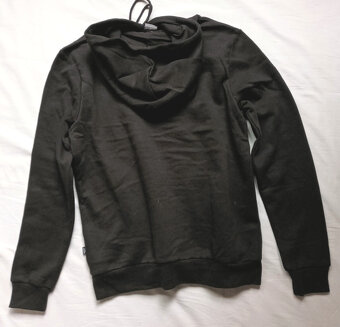 ČIERNA MIKINA PUMA – S–M - 3