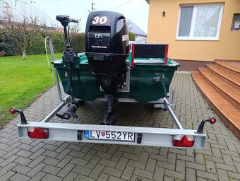 Čln K maxxi 4.6m+motor Mercury 30 HP+prívesný vozík. - 3