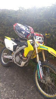 Suzuki rmz 250 - 3