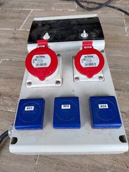 Stavebný rozvádzač - 3