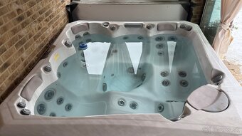 Na predaj vírivka Wellis Palermo - 3