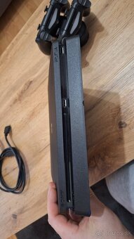 Ps4 slim - 3