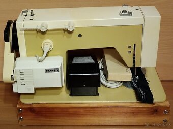 Predám elektrický šijací stroj. - 3