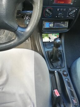 Predám Peugeot 406 - 3