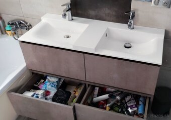 umyvadlo + skrinka gratis - 3
