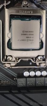 Gigabyte z390 gaming x + procesor Intel i7-9700k - 3