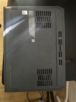LENOVO LOQ 15IAX9 - 3