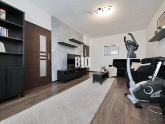Veľký 3i byt s balkónom po rekonštrukcii - klokočina - 3