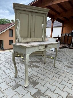 Toaletný stolík - malý písací stolík - stolík do chodby. - 3