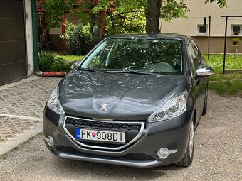 Predám Peugeot 208 2014 1.2 VTi - 3