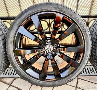 235/40 r19, 5x112 VW Tornado - 3
