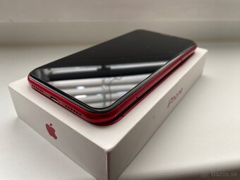 iPhone XR 64Gb Red Edition - 3