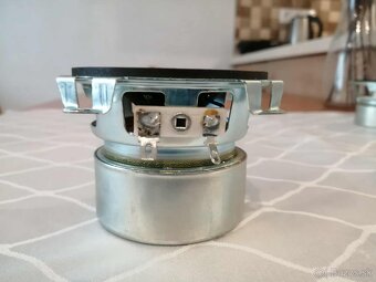 Stredobasove repro panasonic - 3