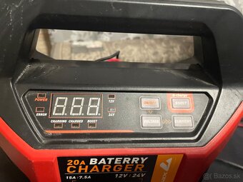 Predám Nabijacku BATÉRI 15 A - 3