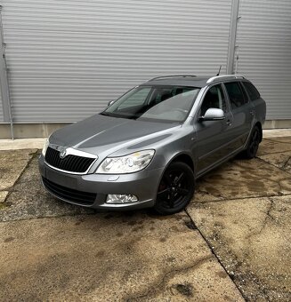 Škoda Octavia 2.0 TDi 4x4 - DSG - Laurin Klement - 2012 - 3