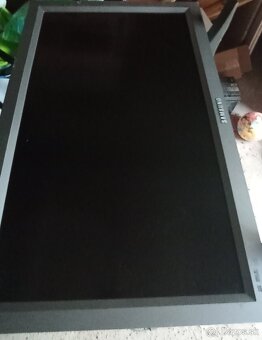 Samsung monitor - 3