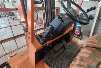 Vysokozdvižný vozík SUMITOMO 2,5t - 3