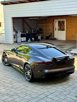 Jaguar F-TYPE - 3