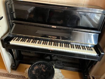 PETROF klavír - 3