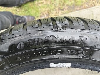 Pneu 245/45 R19 - 3