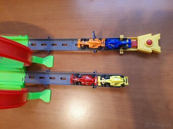 Pretekárska autodráha - 3