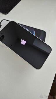 IPhone 16e - 3