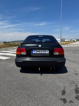 Honda civic 6g 1.5 eco - 3