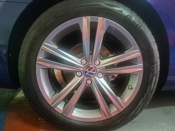 sebring 5x112 245/45 R18 ako nove VYMENA - 3