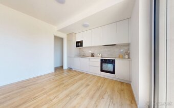 Úplne nové a elegantné 2 izbové byty na prenájom Bratislava  - 3