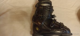 Predám lyže s komplet príslušenstvom - 3