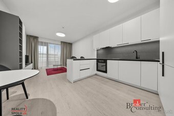 Prenájom nového 1-izbového apartmánu na Prístavnej - 3