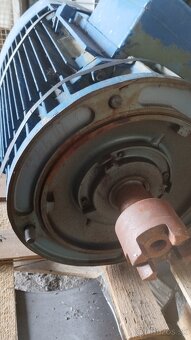 elektromotor 30kW - 3