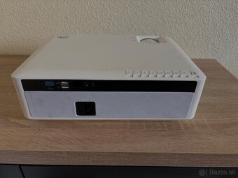 Projektor Vankyo - 3