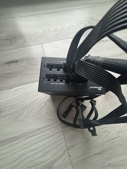 seasonic 620W - 3
