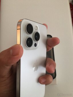 iPhone 15 Pro 128 GB WHITE - 3
