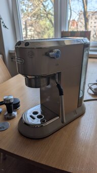 Delonghi dedica arte - 3