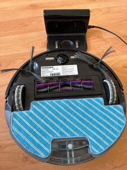 Robotický vysávač Samsung - 3
