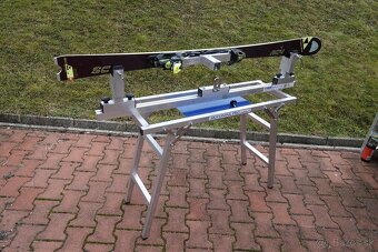 Servisný stolík na servis lyží - 3
