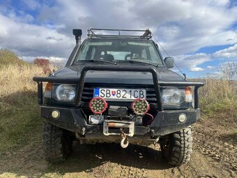Mitsubishi Pajero 2.5 - 3