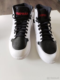 Nike - 3