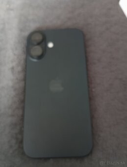 Predám Iphone 16 - 3