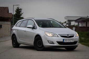 Opel Astra Sport Tourer ST 1.7 CDTI ECOTEC - 3