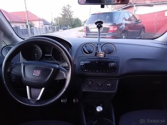 seat ibiza 1.6TDI 66kw rok 2011 - 3
