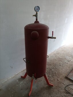 Kompresor80 l 380v a 120 litrovy zasobnik - 3