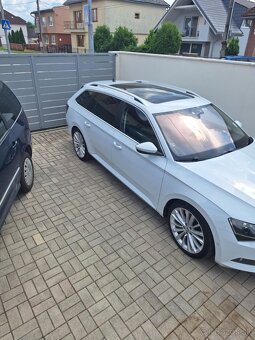 Škoda Superb DSG 4x4 STYLE FULL - 3
