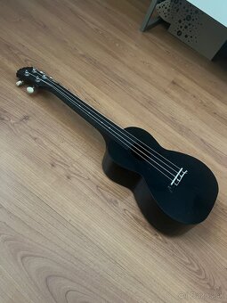 Ukulele Korala - 3