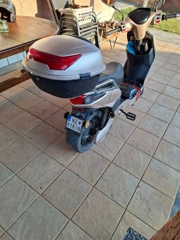E moped - 3