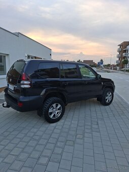 Toyota Land Cruiser - 3
