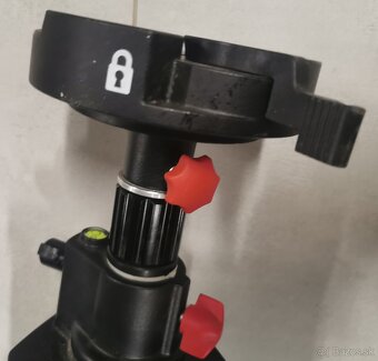 Nedo rotacny laser rok 2025 - 3